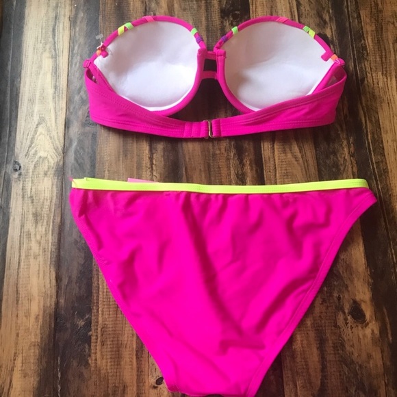 Neon bikini - Picture 2 of 2